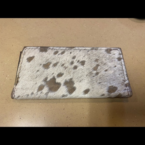 LV cowhide wallet - Picture 3 of 3